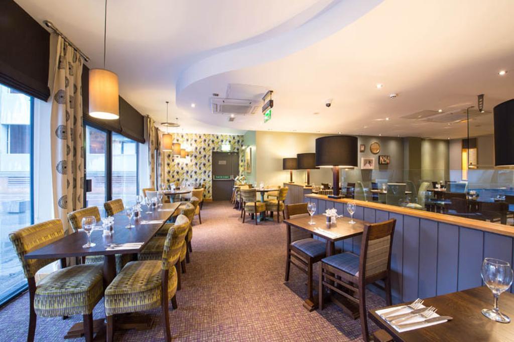 Premier Inn Liverpool City Centre - Moorfields Экстерьер фото