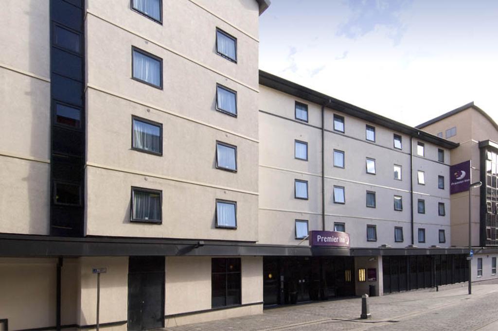 Premier Inn Liverpool City Centre - Moorfields Экстерьер фото