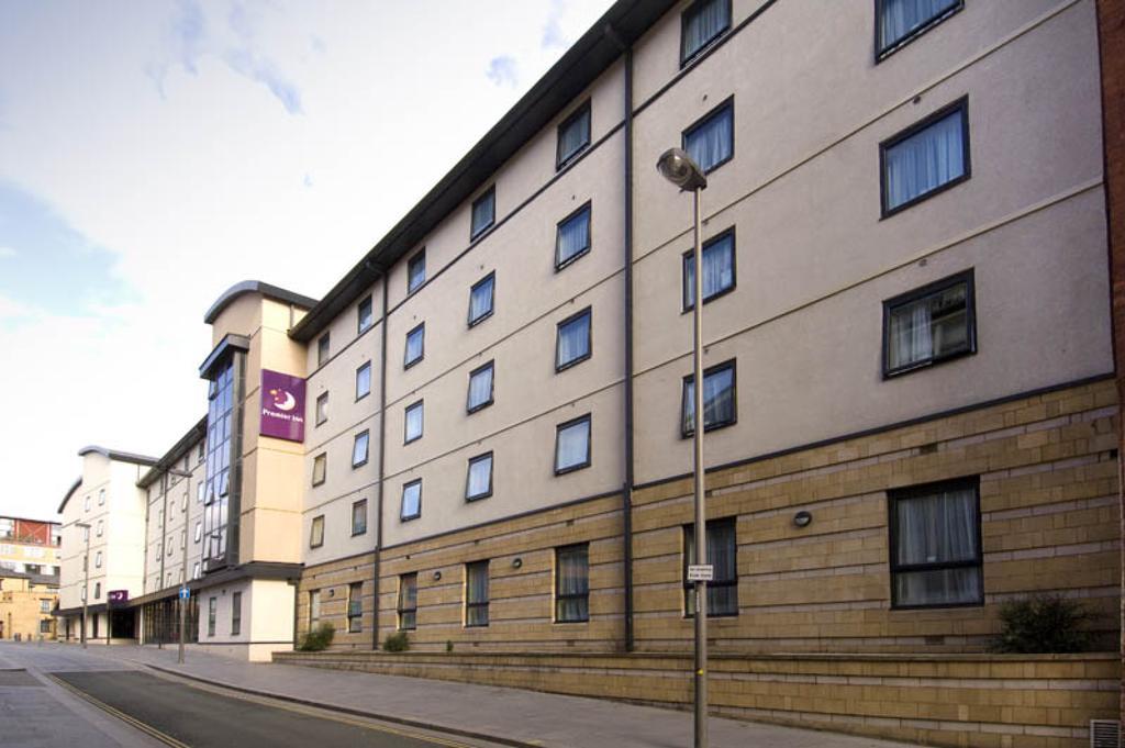 Premier Inn Liverpool City Centre - Moorfields Экстерьер фото