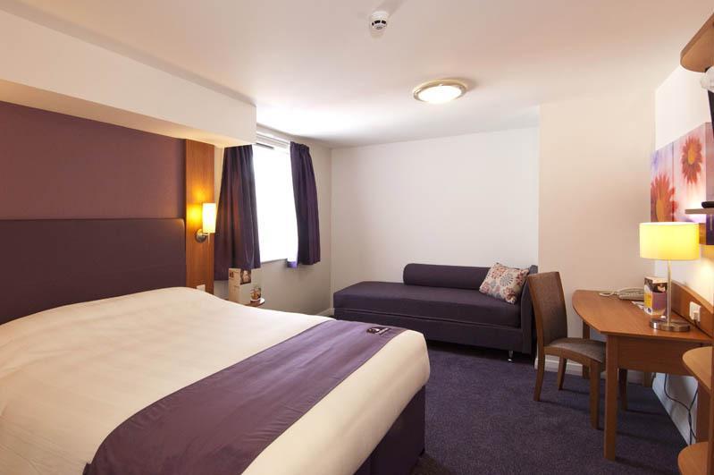 Premier Inn Liverpool City Centre - Moorfields Номер фото