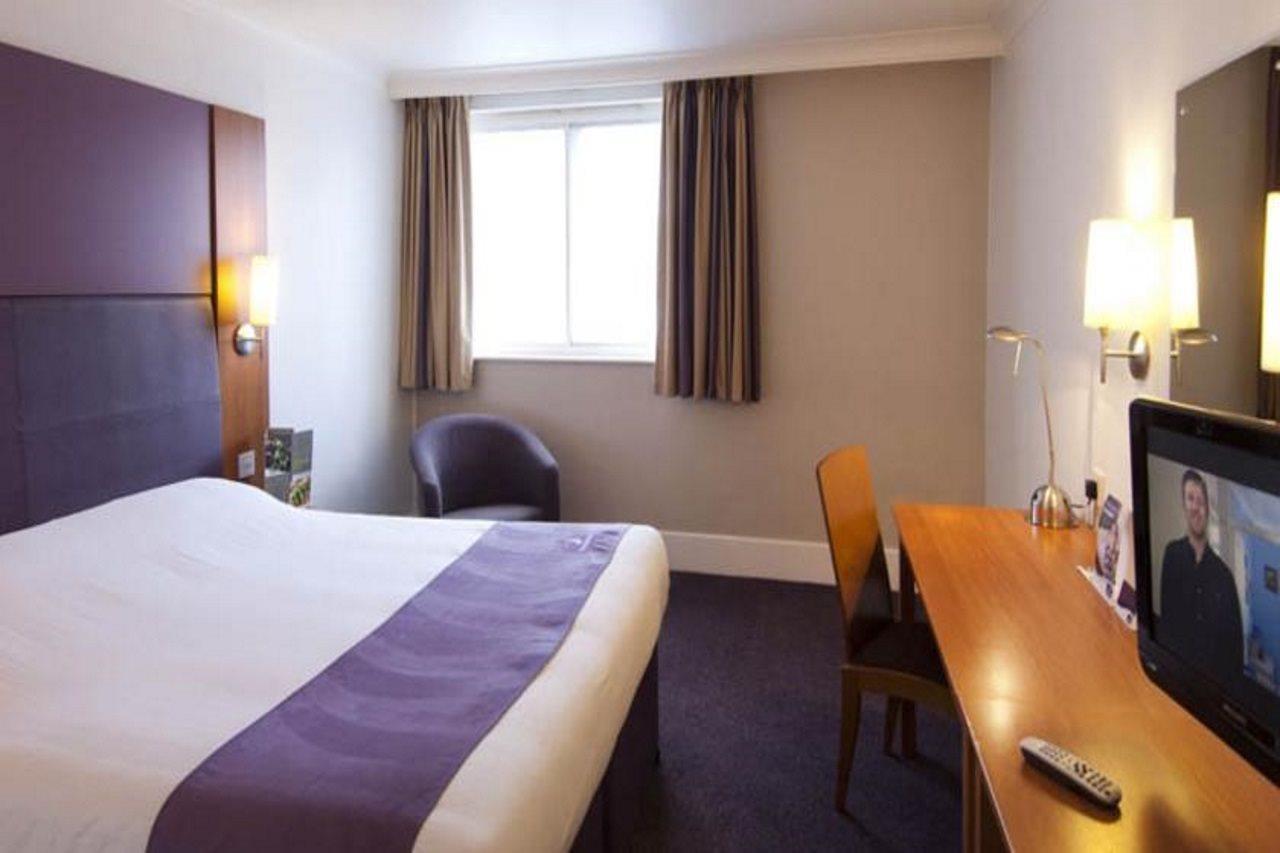 Premier Inn Liverpool City Centre - Moorfields Экстерьер фото