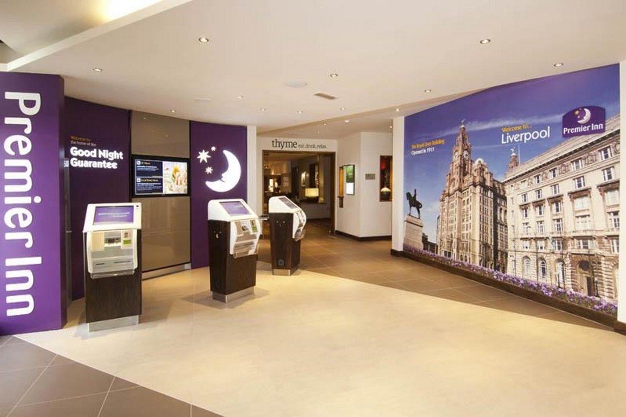 Premier Inn Liverpool City Centre - Moorfields Экстерьер фото