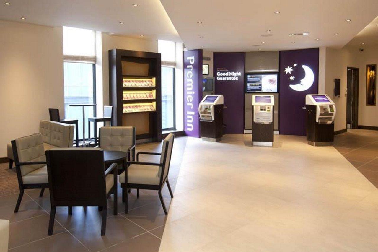 Premier Inn Liverpool City Centre - Moorfields Экстерьер фото